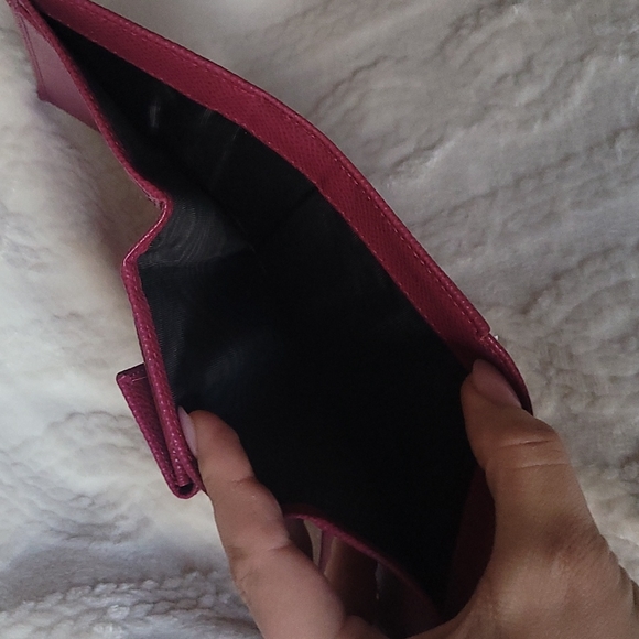 Dolce Gabbana Fuschia Crystal Wallet - Picture 4 of 6